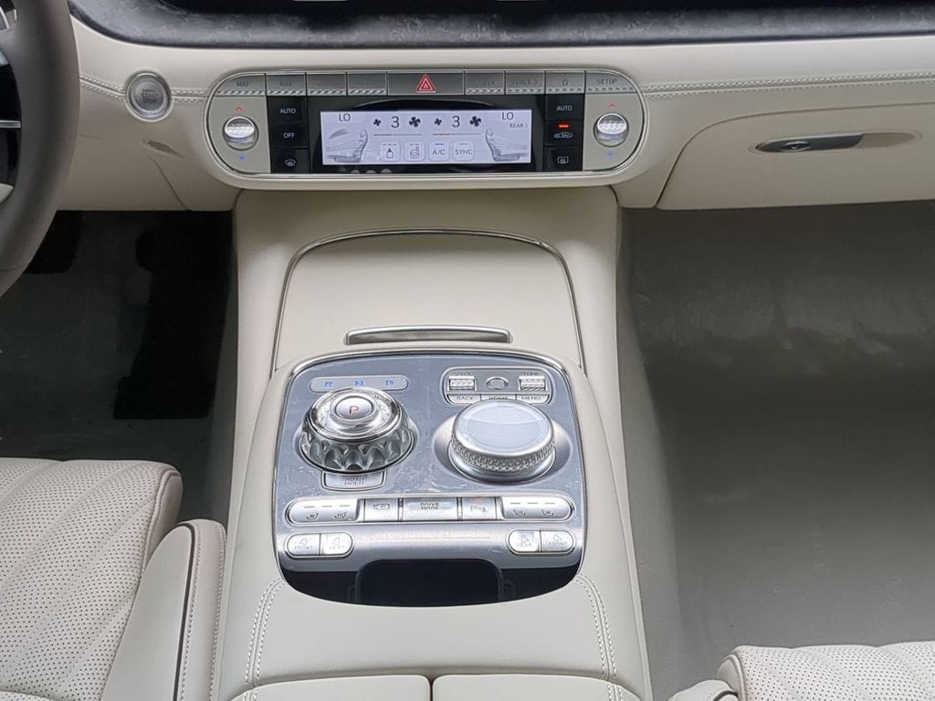 2025 GENESIS G90 Base - Photo 13
