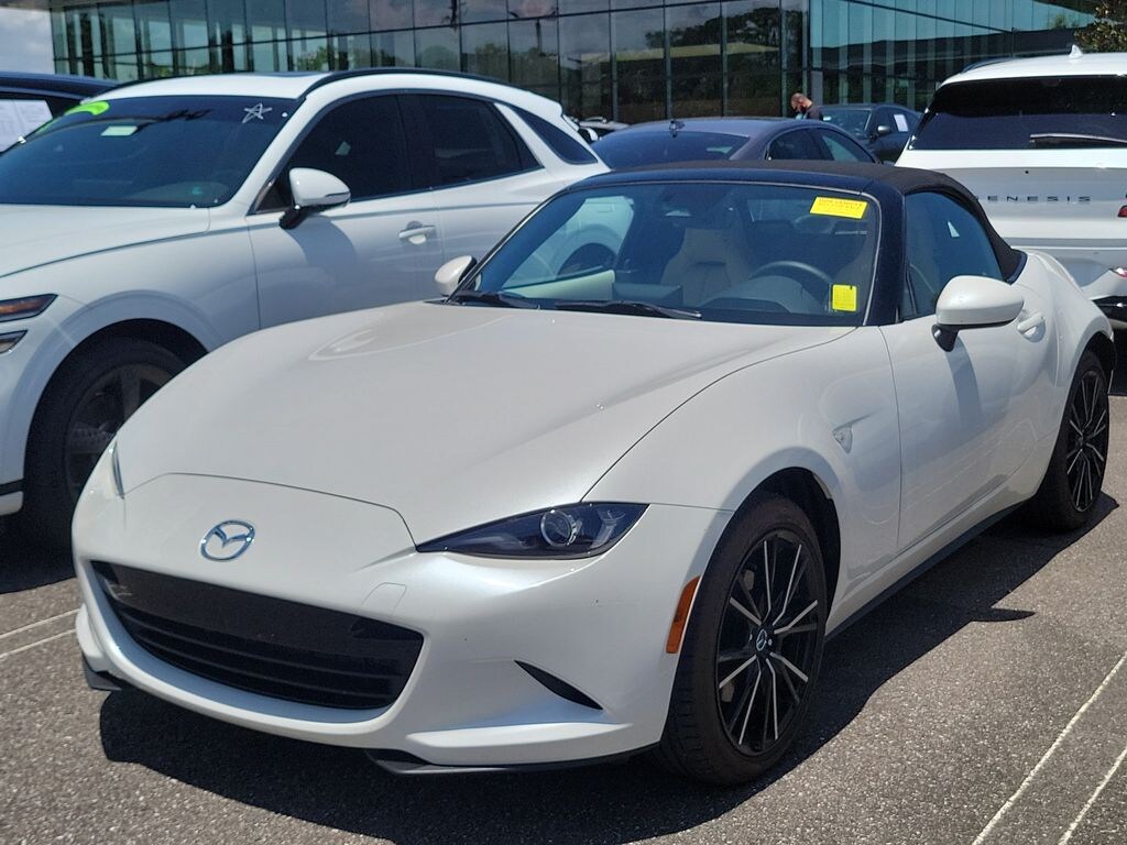 Used 2025 Mazda MX-5 Miata Convertible