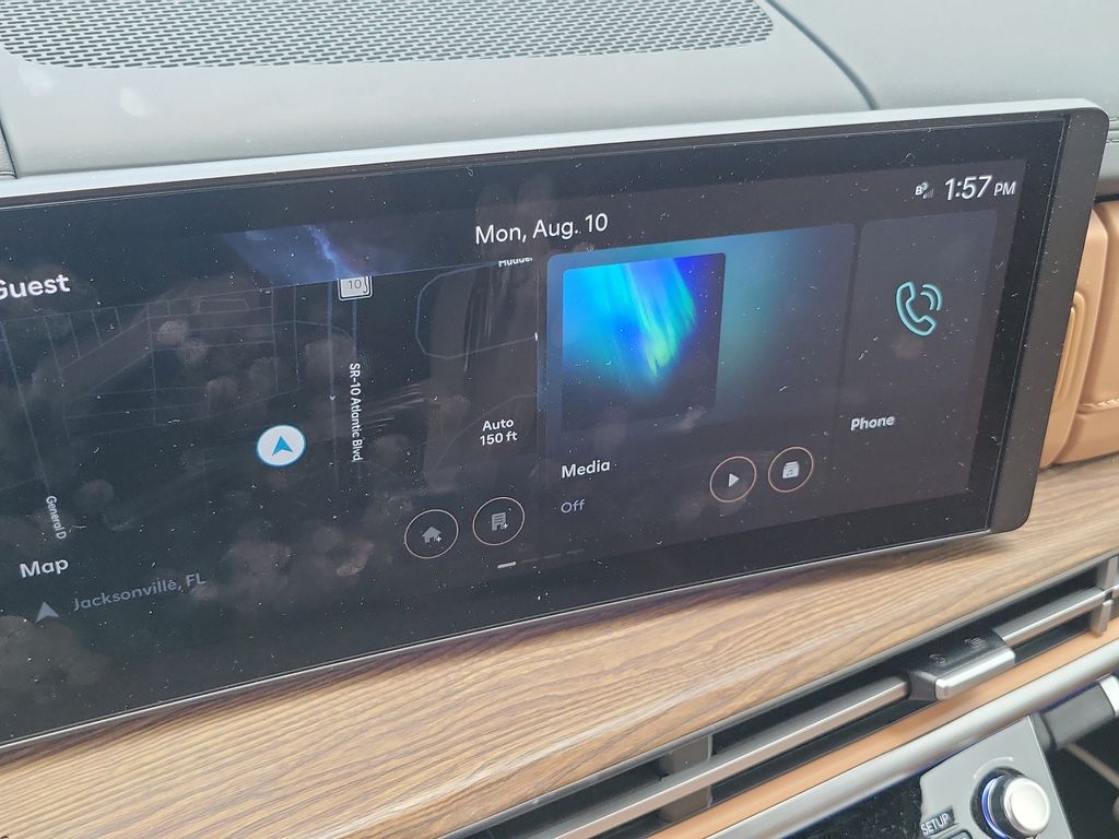 2025 Hyundai Santa Fe Limited - Photo 29