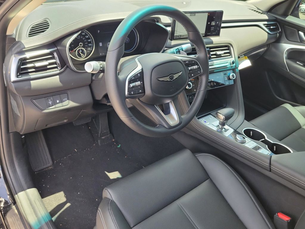 2026 GENESIS G70 Standard - Photo 33