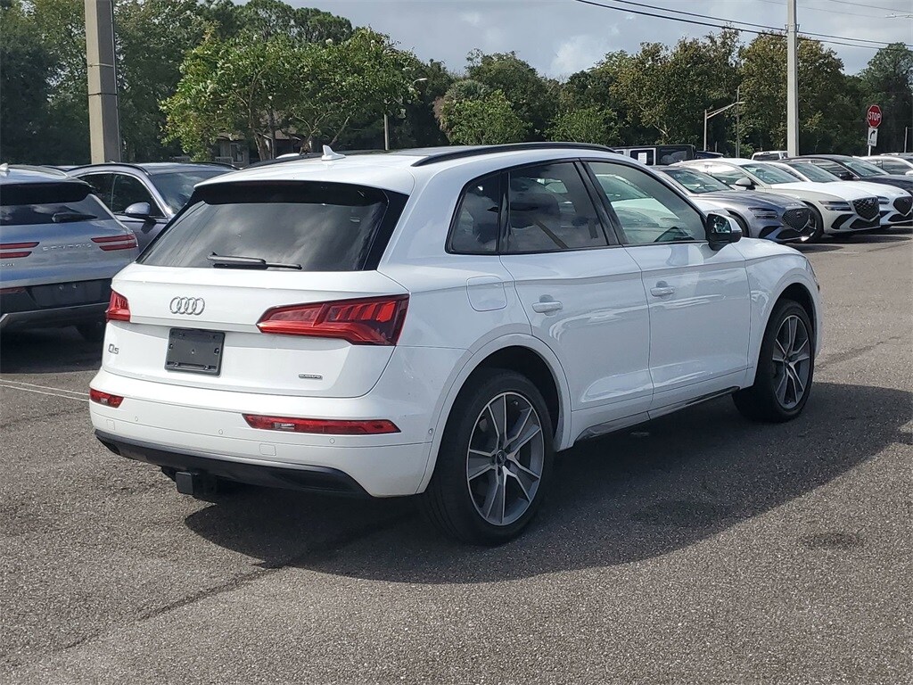 2020 Audi Q5 45 Prestige photo 4