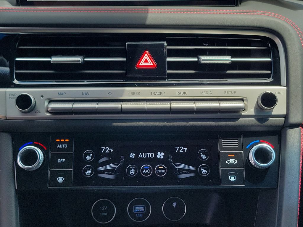 2026 GENESIS G70 18