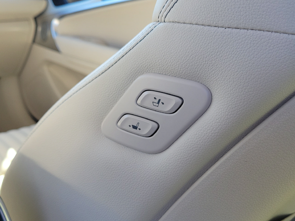 2026 GENESIS G70 Prestige - Photo 9