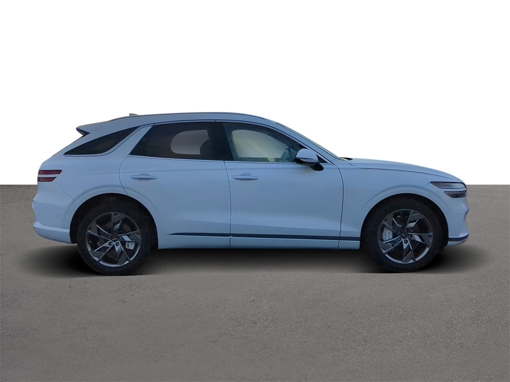 Used 2025 GENESIS GV70 Advanced with VIN 5NMMCET10SH005731 for sale in Jacksonville, FL
