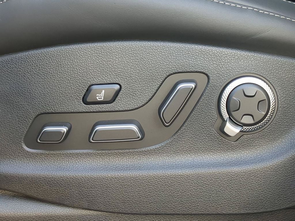 2025 GENESIS GV80 Prestige - Photo 16