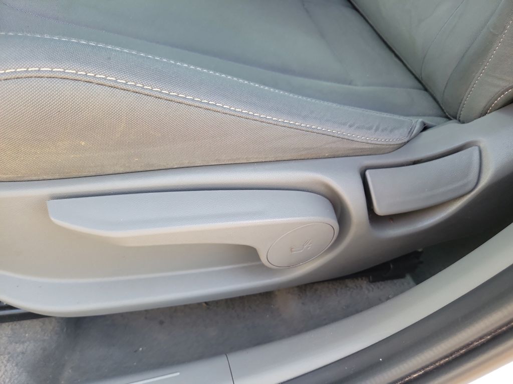 2024 Hyundai Elantra SEL - Photo 19