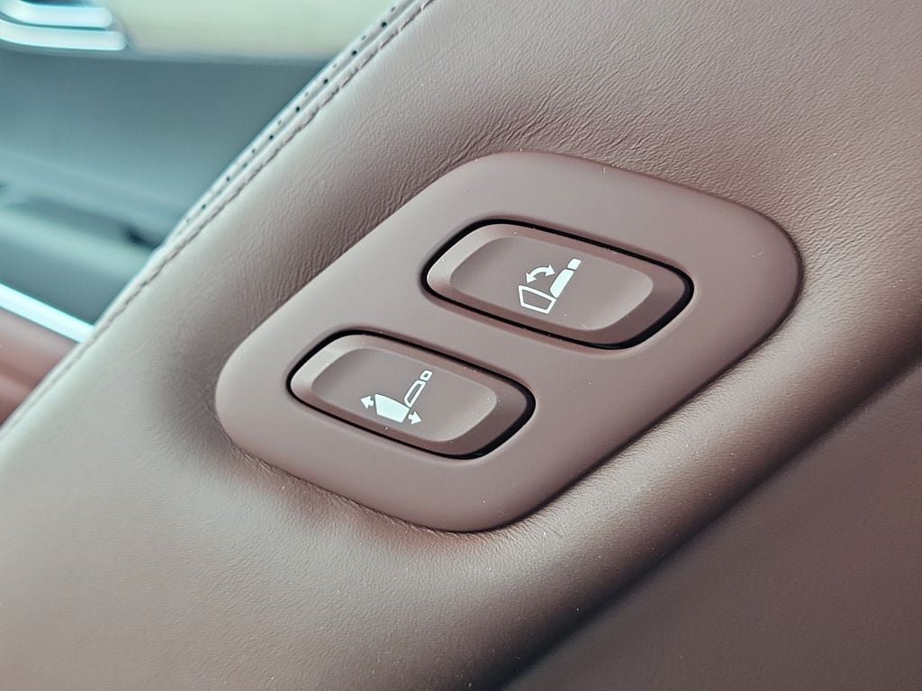 2025 GENESIS GV80 Prestige - Photo 17