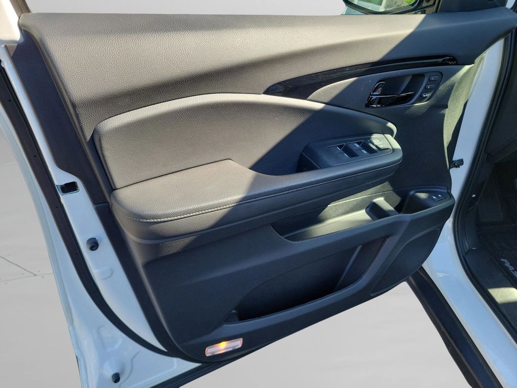 2022 Honda Passport Elite - Photo 19