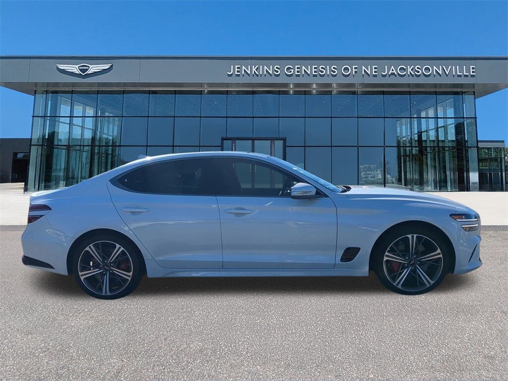 2025 Genesis G70 3.3T Sport Advanced photo 2