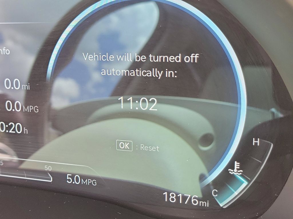 2024 GENESIS GV80 - Photo 16