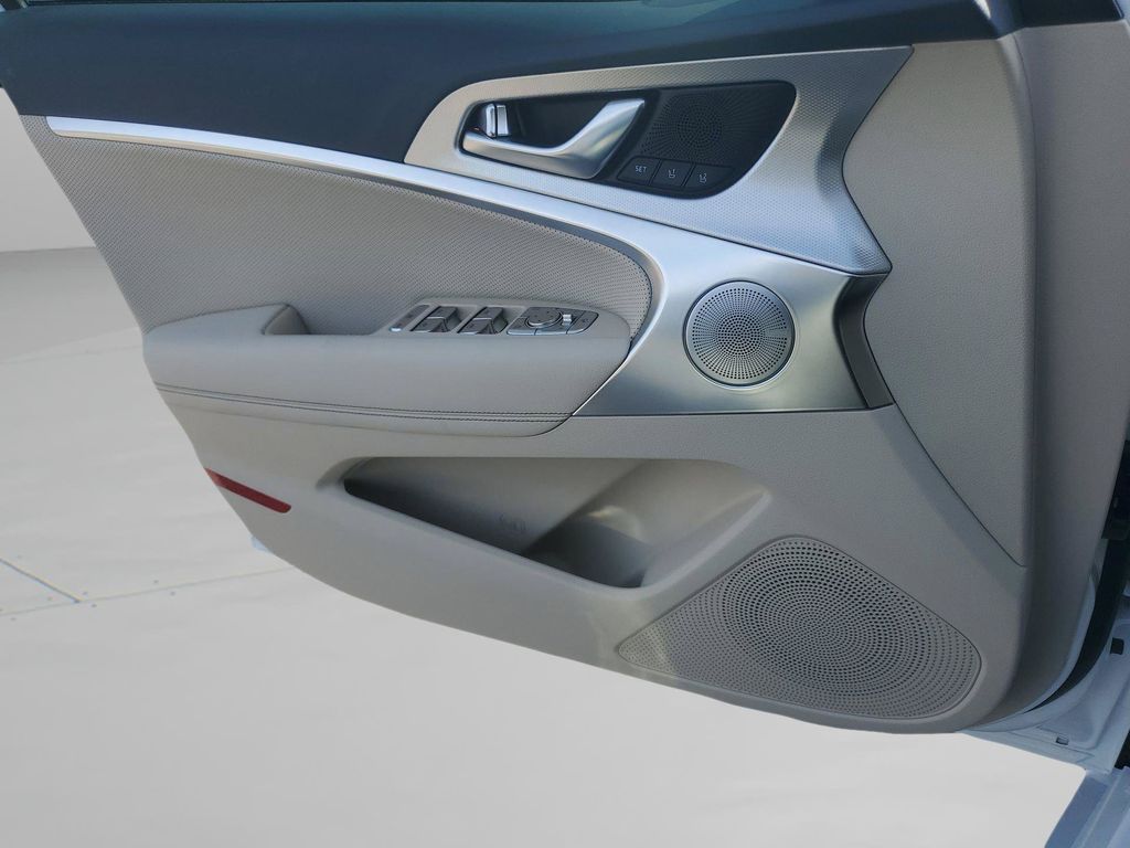 2026 GENESIS G70 Prestige - Photo 25