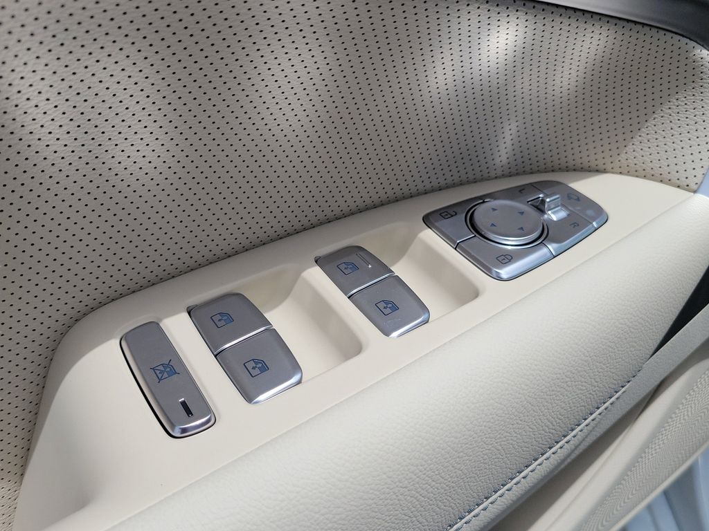 2026 GENESIS G70 18
