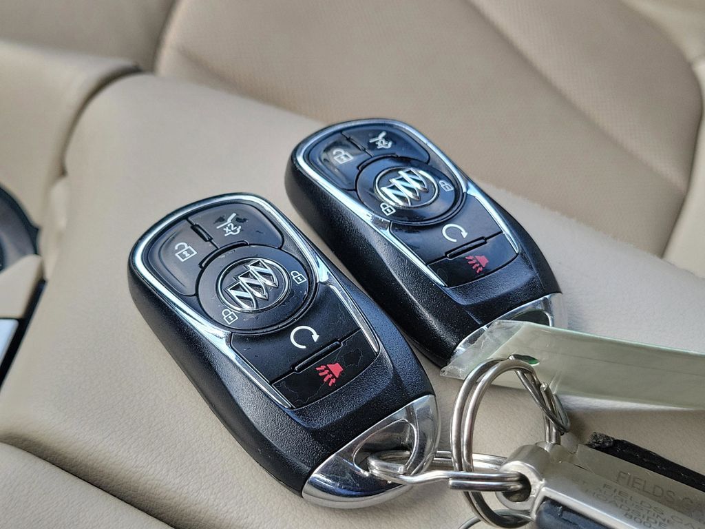 2018 Buick Envision Essence - Photo 37