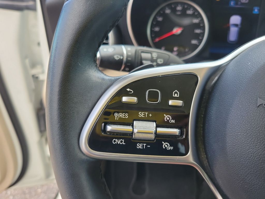 2021 Mercedes-Benz GLC GLC300 - Photo 27