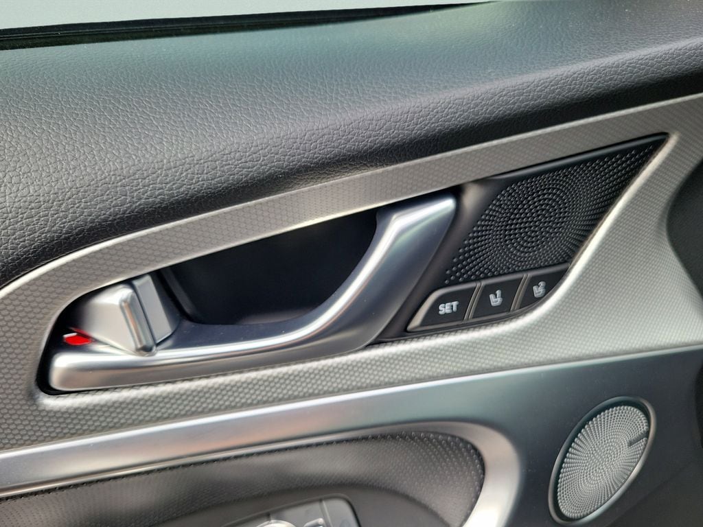 2026 GENESIS G70 Prestige - Photo 24