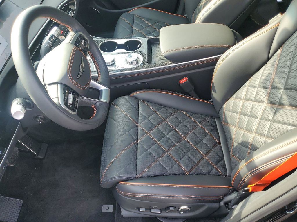 2026 GENESIS GV70 Sport Prestige - Photo 13