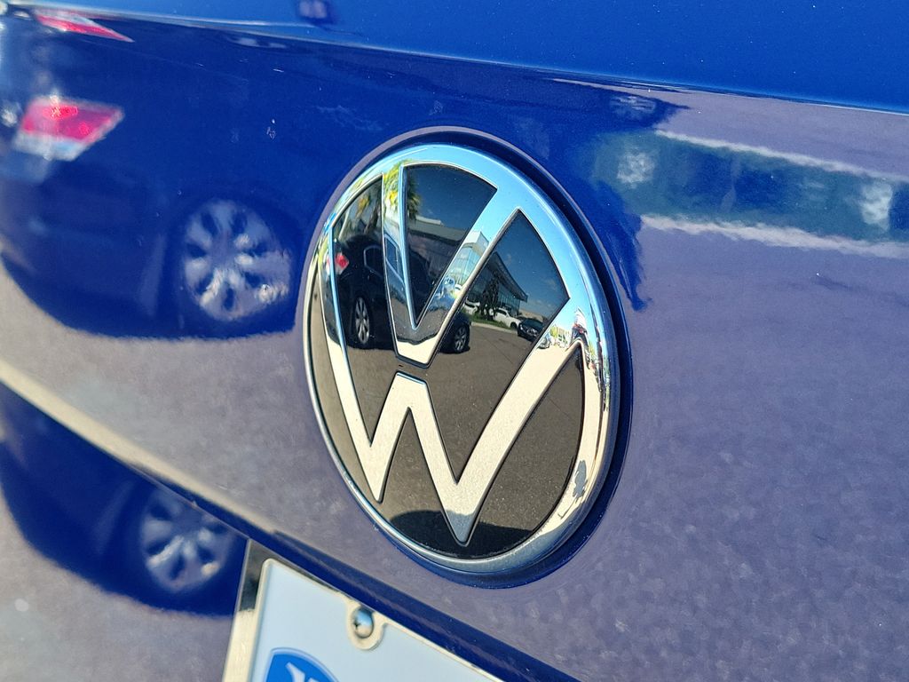 2023 Volkswagen Taos SE - Photo 31