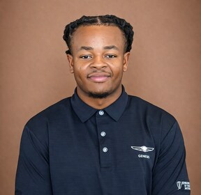 Staff member Daeshawn Thames from ID_1578897e057e