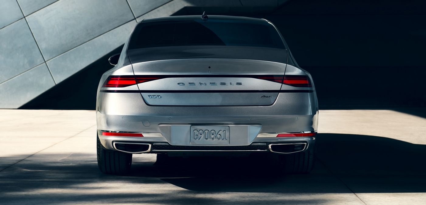 2023 Genesis G90 rear end view