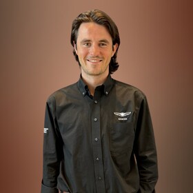 Staff member Colin Jones from ID_1578897e057e
