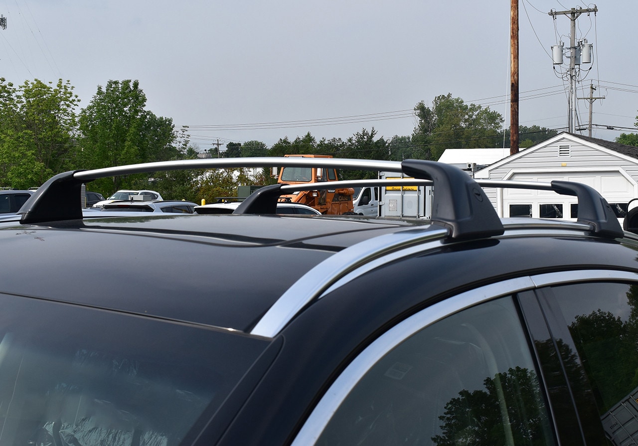 genesis-accessory-roof-rack-crossbars.png