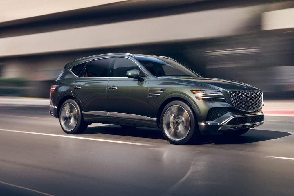 2026 Genesis GV80 SUV cruising