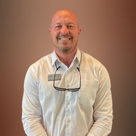Staff member Dennis Sergent from ID_c7a46b6268b6