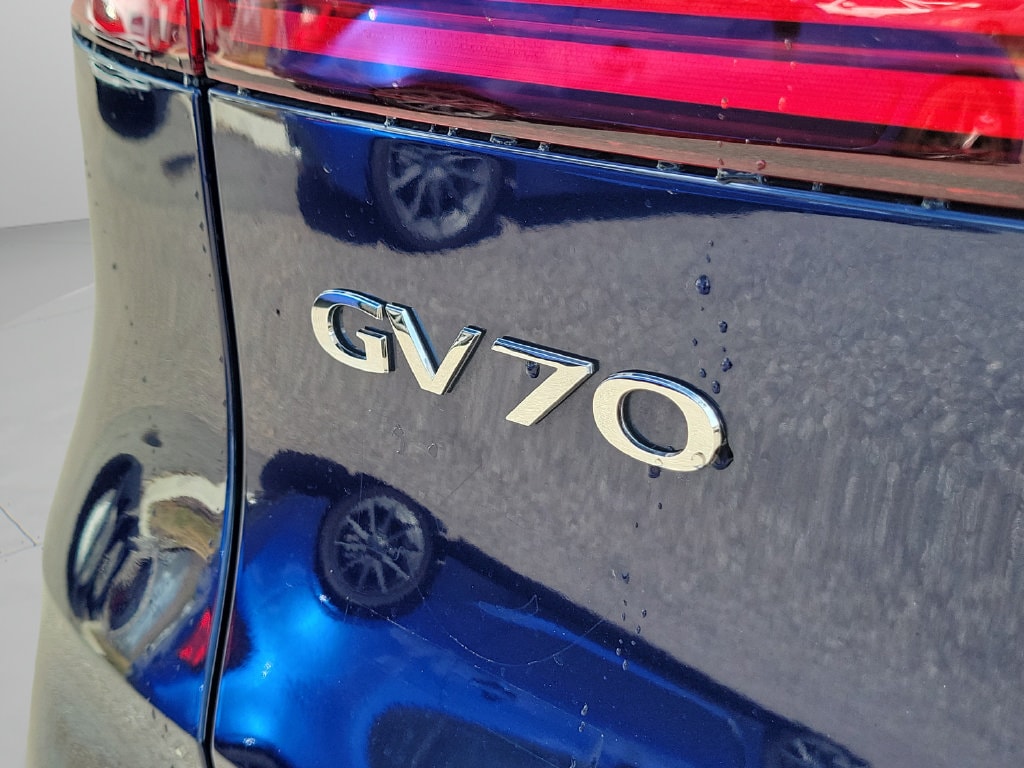 2025 GENESIS GV70 Sport - Photo 9