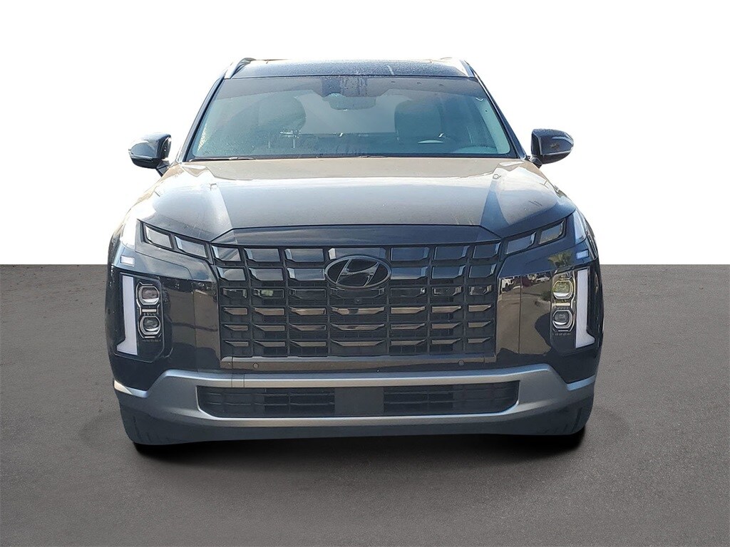 2024 Hyundai Palisade Limited photo 2