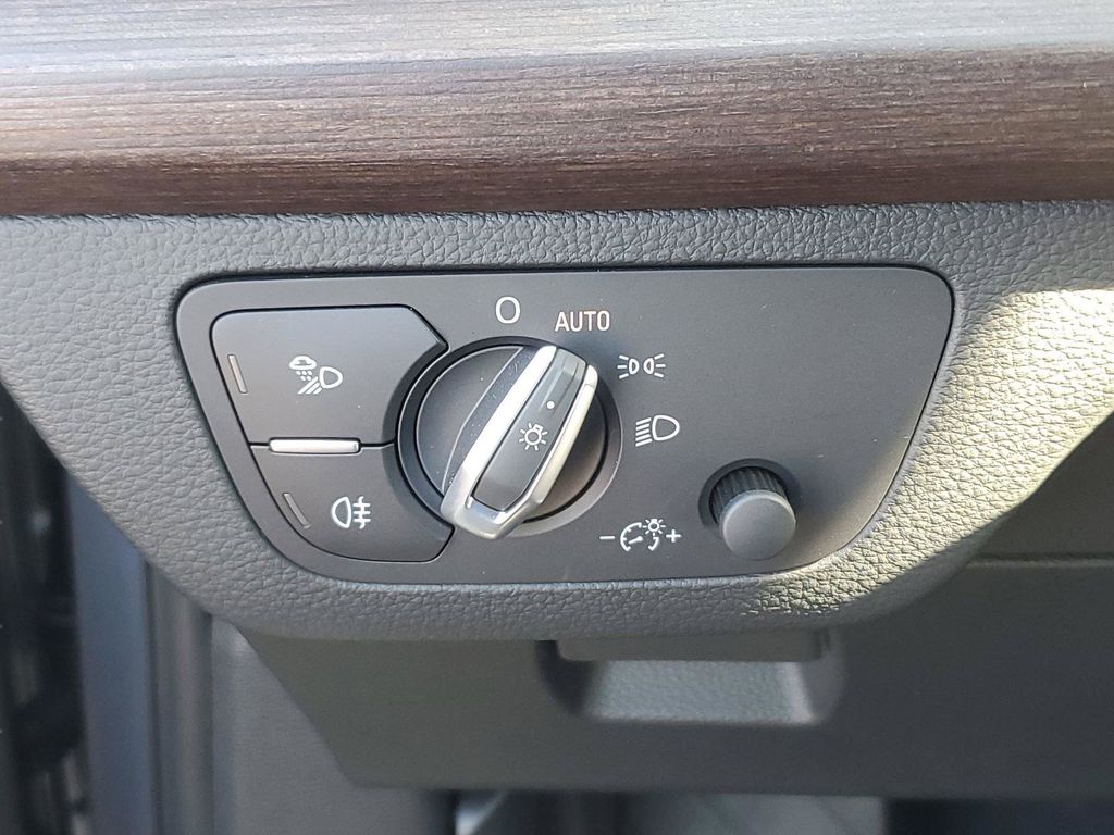 2026 GENESIS GV70 Sport Prestige - Photo 17