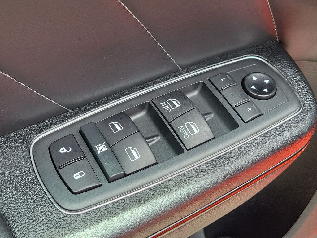 2020 Dodge Charger GT - Photo 16