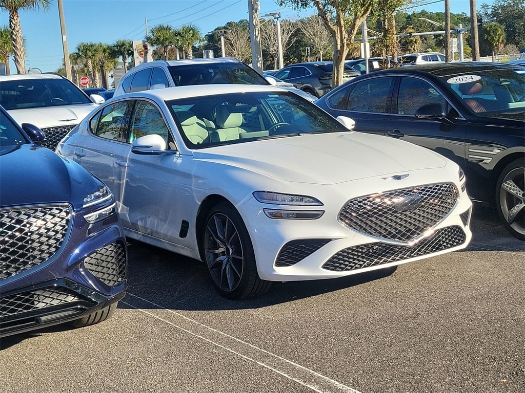 2025 GENESIS G70 Standard's photo