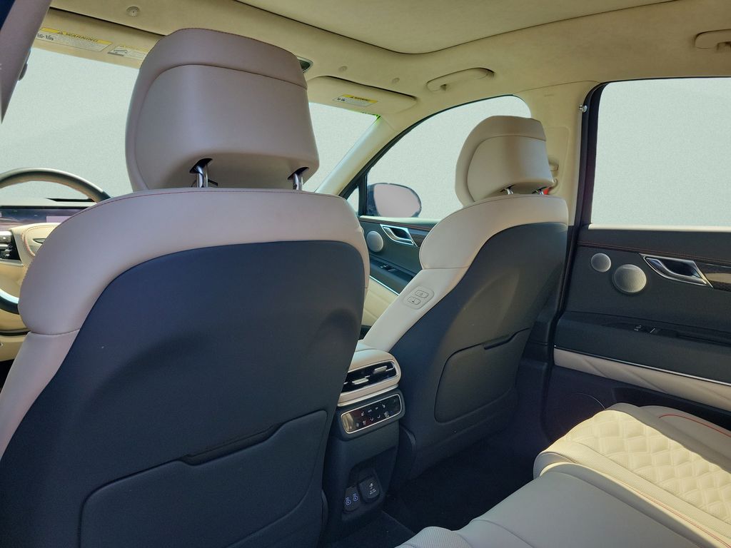 2025 GENESIS GV80 Coupe E-SC - Photo 7