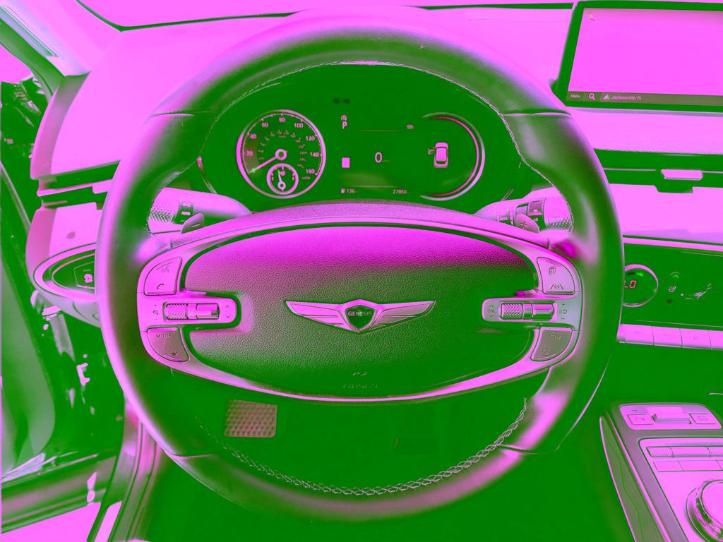 2023 GENESIS GV70 Standard - Photo 19