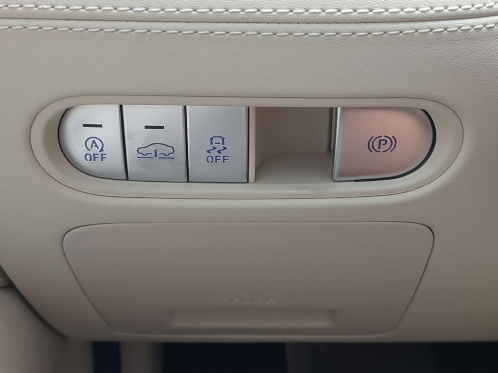 2025 GENESIS G90 Base - Photo 19