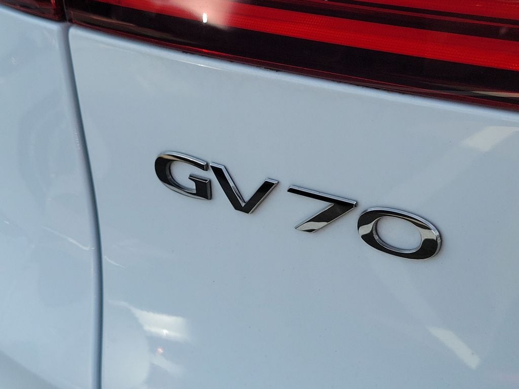 2025 GENESIS GV70 Sport - Photo 10