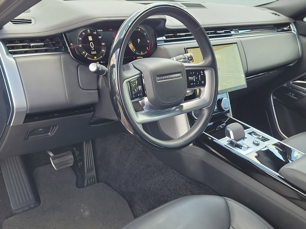 2023 Land Rover Range Rover SE - Photo 18