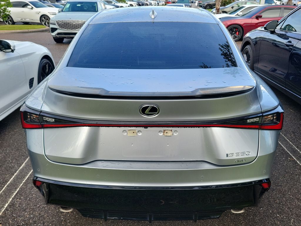 2022 Lexus IS 350 F SPORT - Photo 9