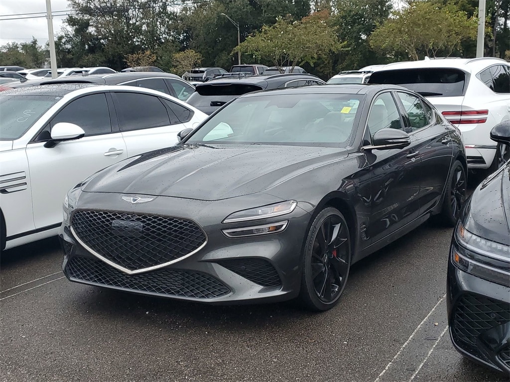 2023 GENESIS G70 Standard's photo