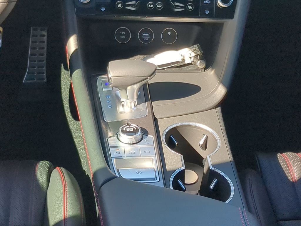 2025 GENESIS G70 Sport Advanced - Photo 18