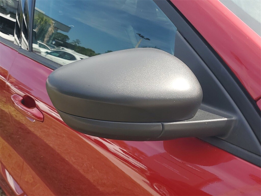 2024 Ford Escape ST-Line photo 2
