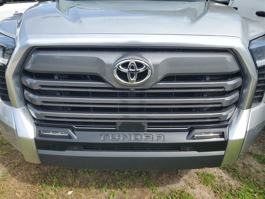 2023 Toyota Tundra Limited photo 4