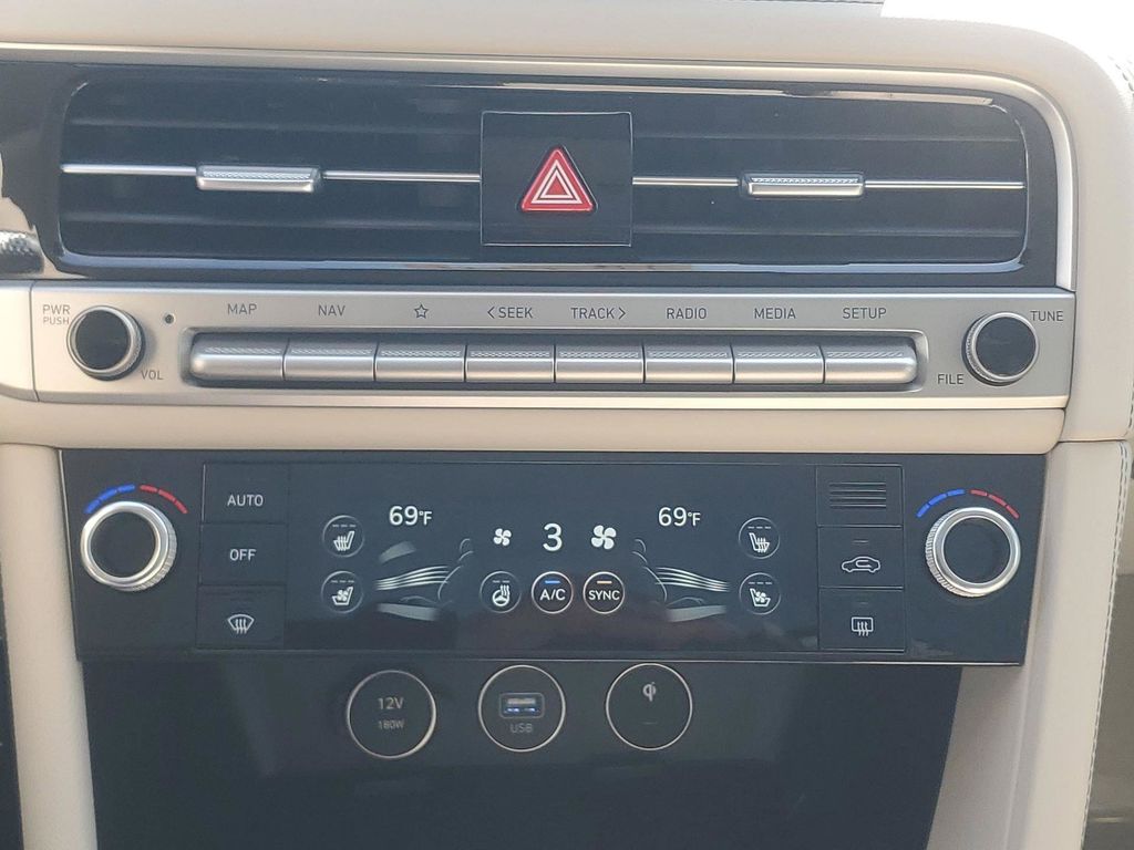 2026 GENESIS G70 Prestige - Photo 23