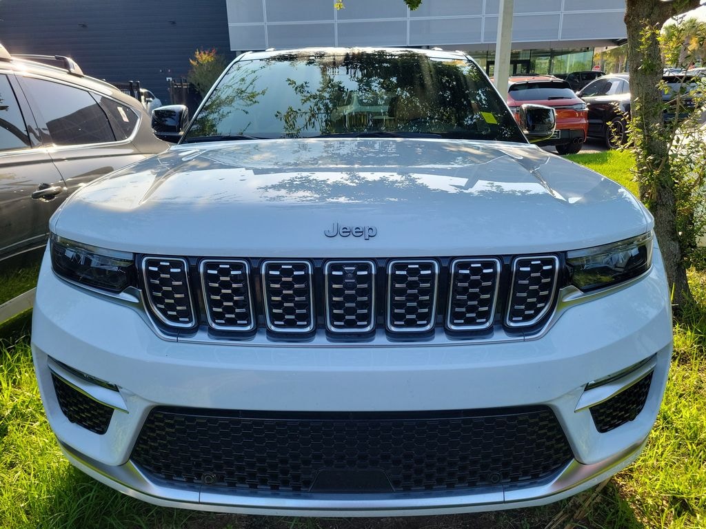 Used 2023 Jeep Grand Cherokee SUV