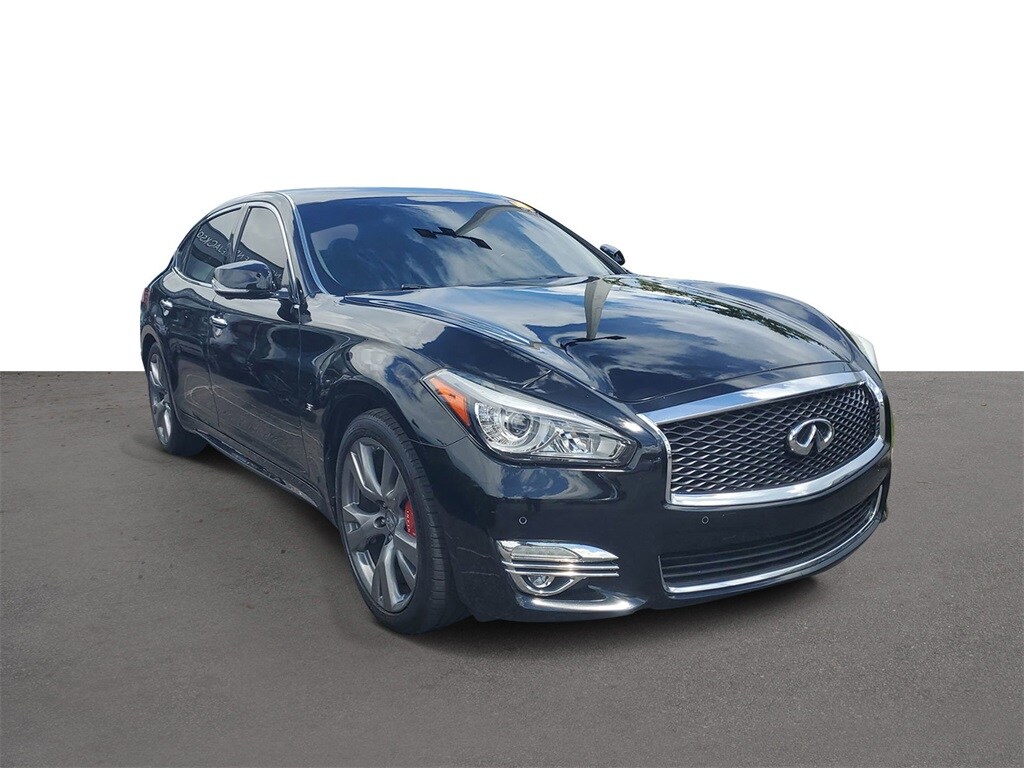 2016 Infiniti Q70L 3.7 photo 3