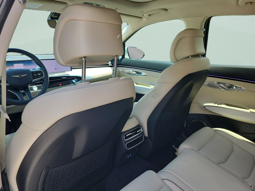 2026 GENESIS GV70 Advanced - Photo 28