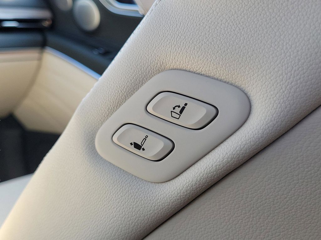 2026 GENESIS GV80 Advanced - Photo 11