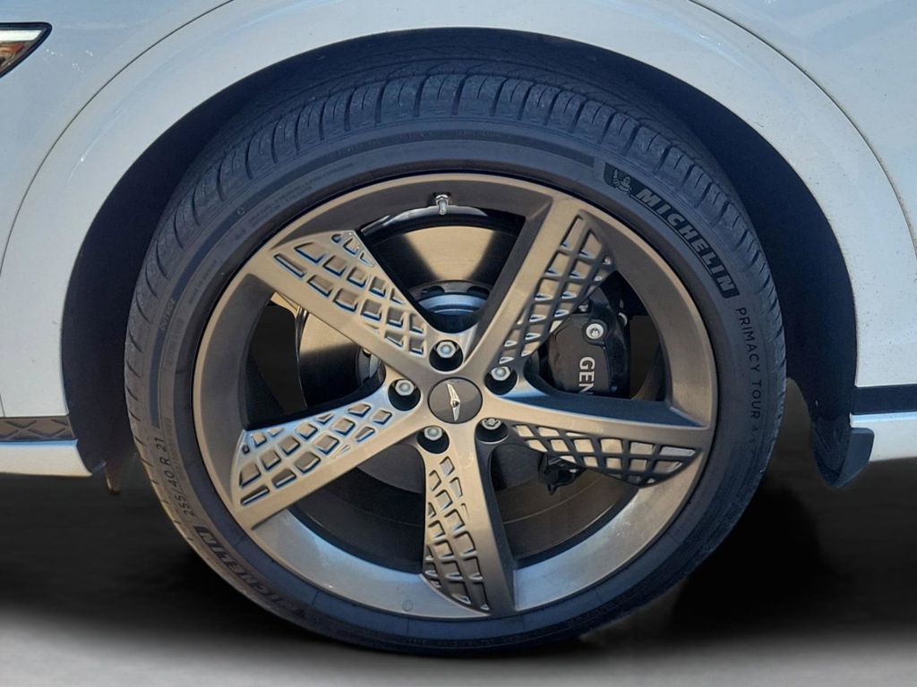 2025 GENESIS GV70 Standard - Photo 16