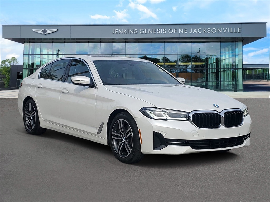 2023 BMW 5 Series 530i's photo