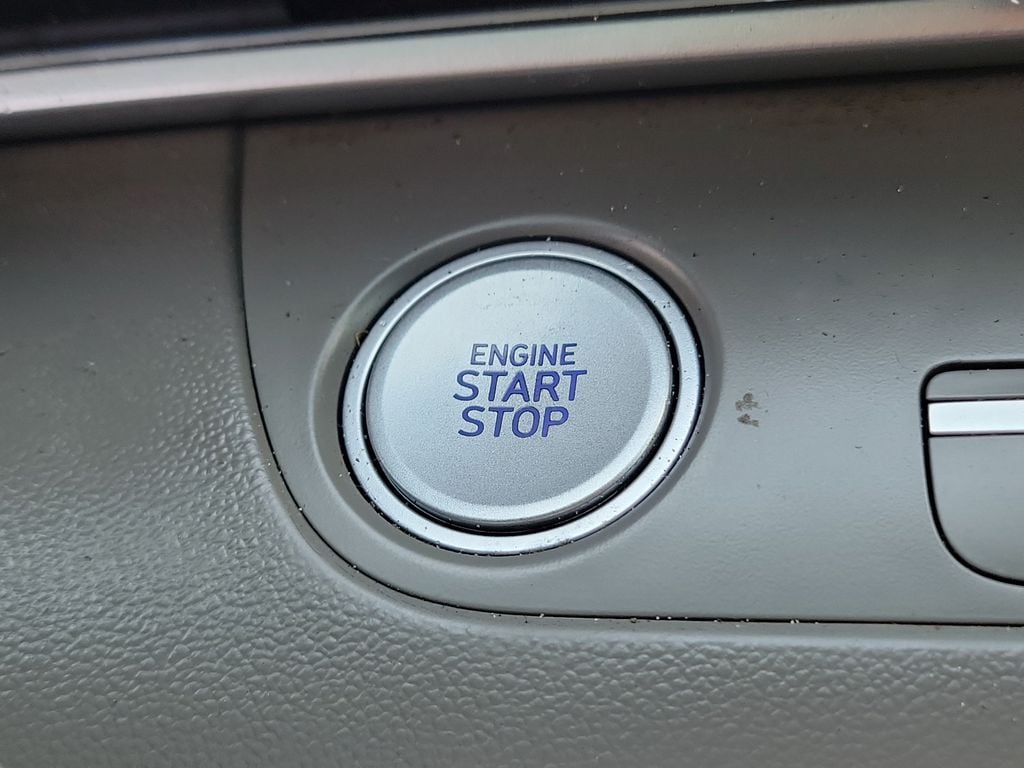 2024 Hyundai Elantra SEL - Photo 40